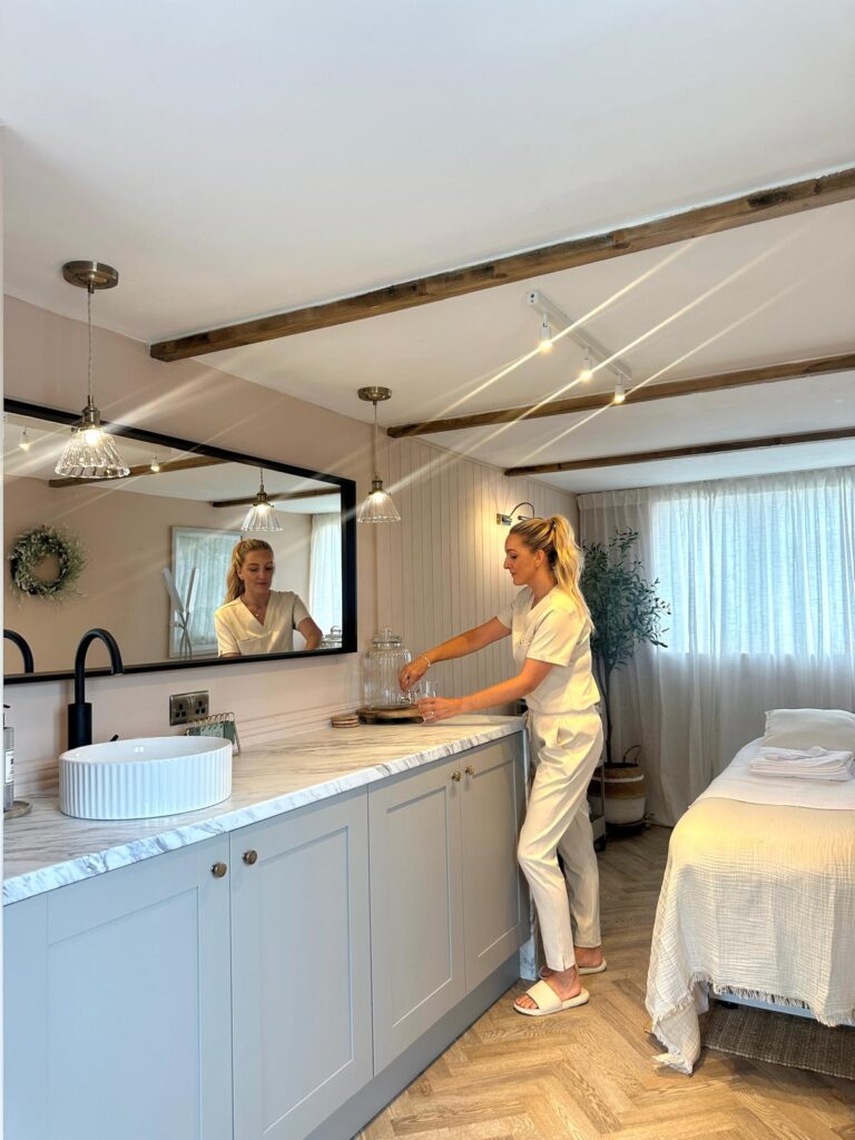 Leanne Skin Aesthetician Burbage Hinckley Leicestershire